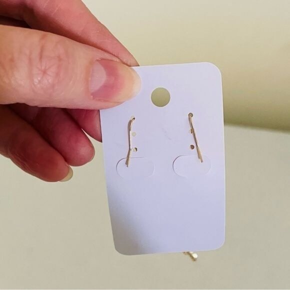 Dangling Gold Earrings Rhinestones Pearls and Red New from Jin Na La - Picture 7 of 7